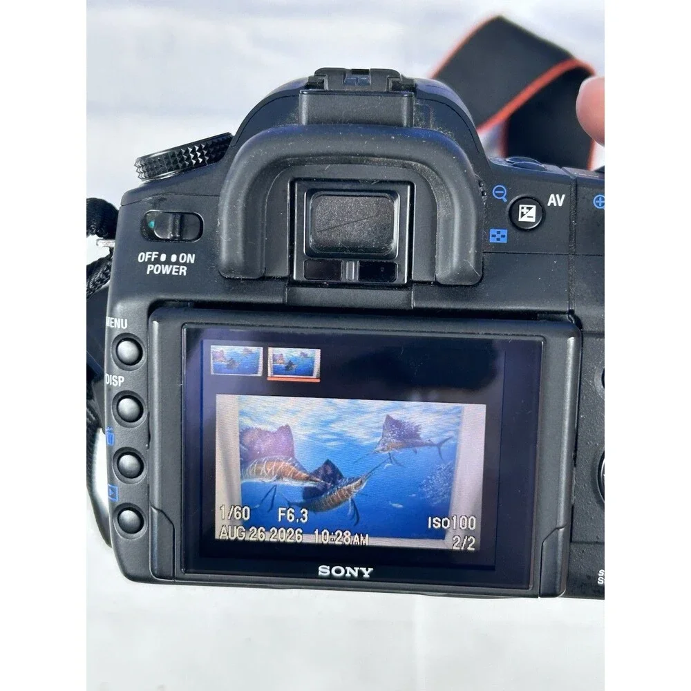 Sony A300 DSLR Camera With 18-70 Lens Camera Bag Battery Sandisk Card & Reader
